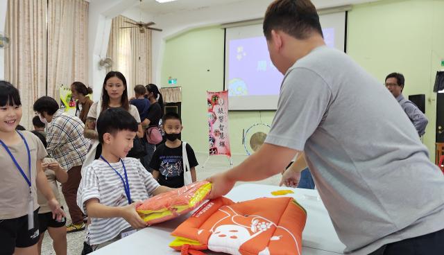 https://www.fyps.hlc.edu.tw/uploads/tadgallery/2024_08_29/47_P_20240829_095917.jpg 