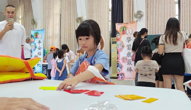 https://www.fyps.hlc.edu.tw/uploads/tadgallery/2024_08_29/59_P_20240829_100100.jpg 